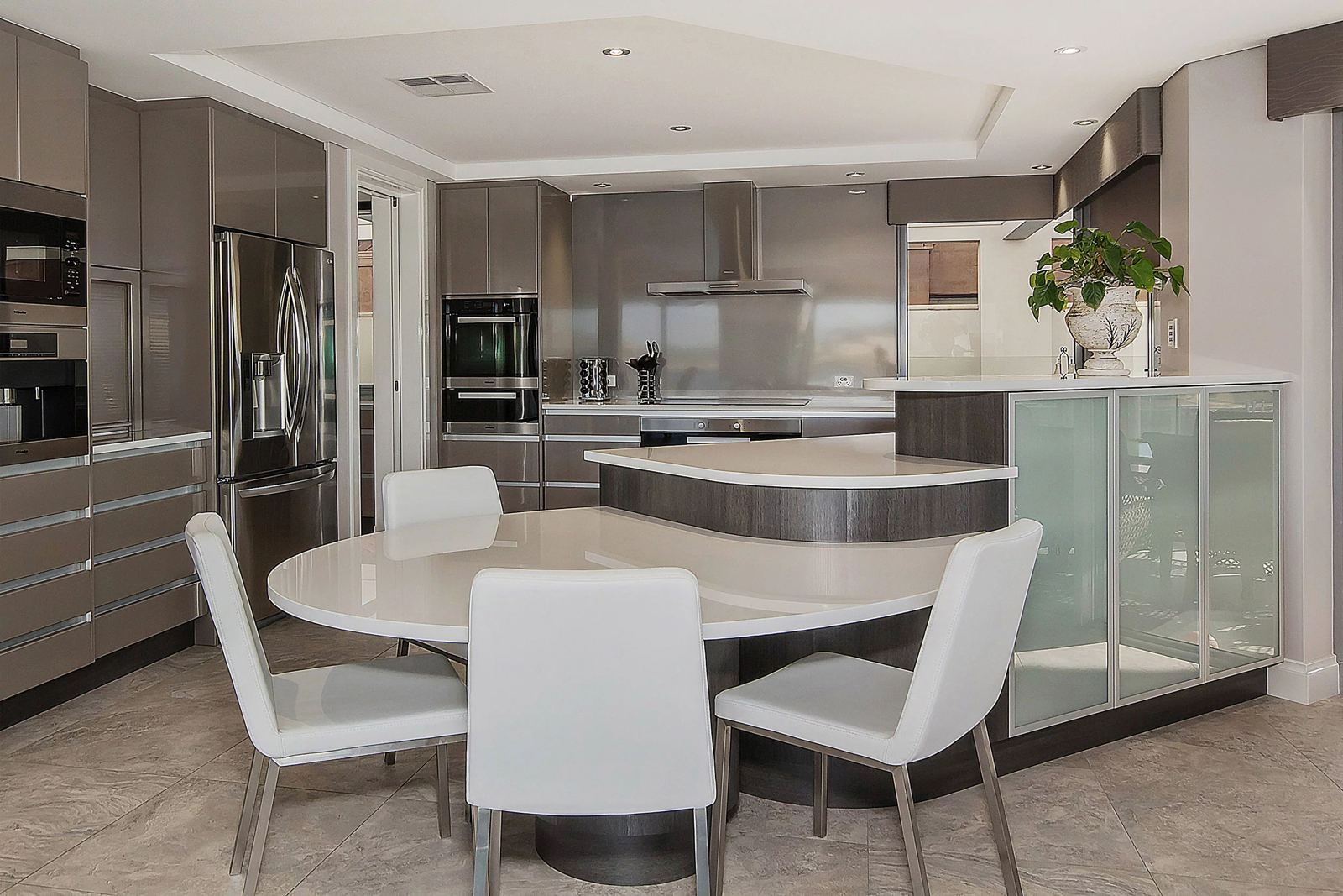 Contemporary kitchen with dining bench