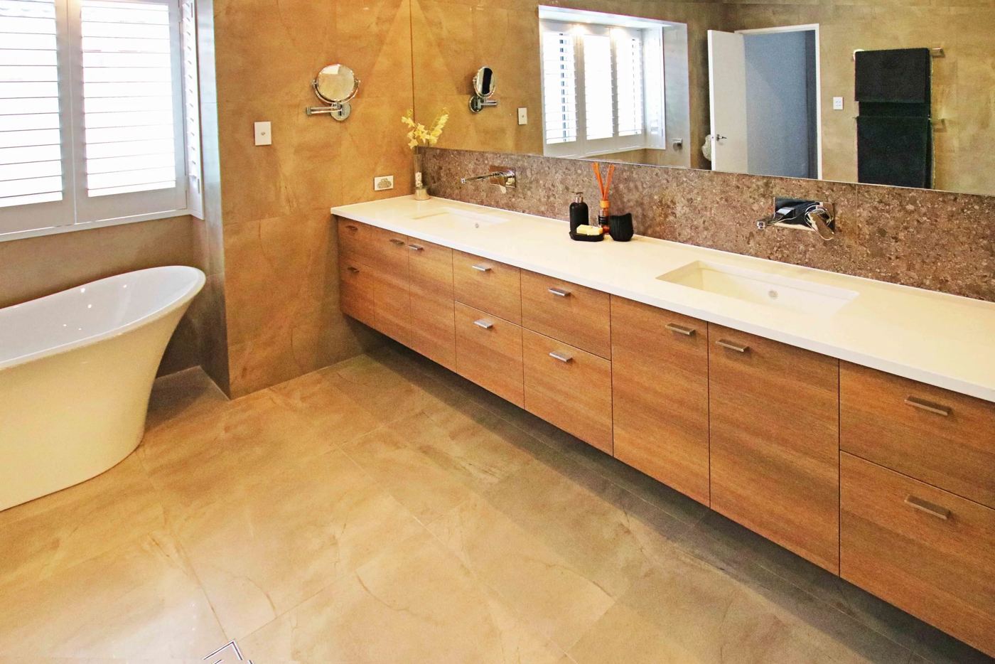 Bathroom vanity in timber grain
